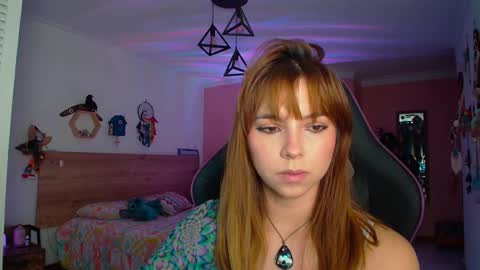 Lola doll online show from October 2025 10:09:01 PM