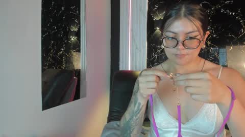 Snapshot of lolaxxxperiience chatting on October 2025 11:31:02 AM Lola online show from October 2025 11:31:02 AM