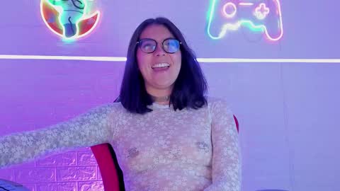 Snapshot of lolaxxxperiience chatting on November 2025 11:44:01 AM Lola online show from November 2025 11:44:01 AM