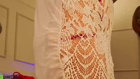 Snapshot of lollipop_rose_ chatting on September 2025 04:05:01 AM Rose online show from September 2025 04:05:01 AM