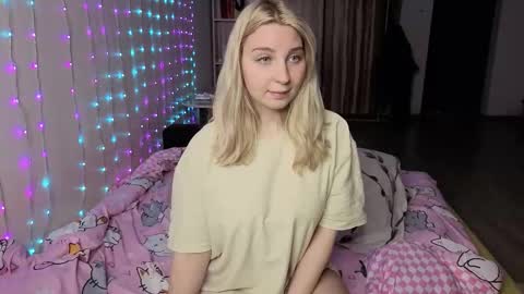 Snapshot of lollove24 chatting on March 2026 07:40:01 PM lollove24 online show from March 2026 07:40:01 PM