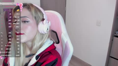 Snapshot of lolly_js_ chatting on January 2025 02:10:01 AM Lolly online show from January 2025 02:10:01 AM