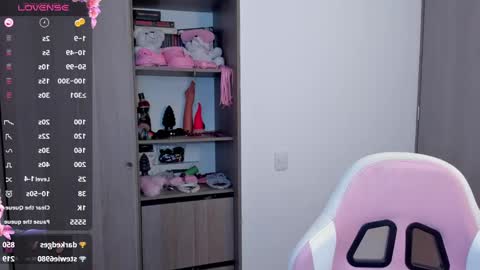 Snapshot of lolly_js_ chatting on January 2025 06:49:02 AM Lolly online show from January 2025 06:49:02 AM