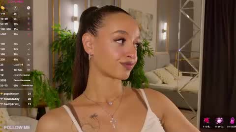 Snapshot of lolly_neal chatting on July 2026 04:09:01 PM Lolly online show from July 2026 04:09:01 PM