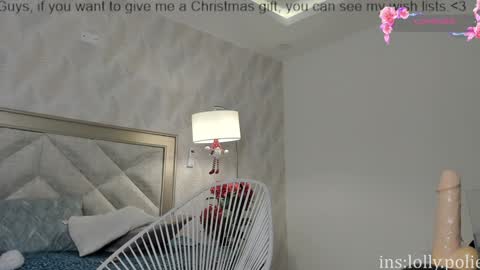 Snapshot of lolly_polie chatting on December 2024 04:29:02 PM Lolly and neighbor online show from December 2024 04:29:02 PM
