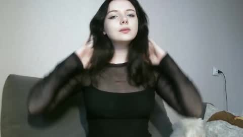 Snapshot of lollylol11 chatting on October 2025 01:25:01 PM Lilly online show from October 2025 01:25:01 PM