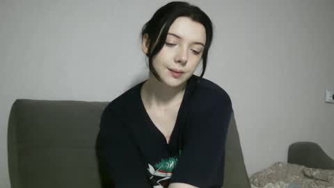 Snapshot of lollylol11 chatting on November 2025 07:14:01 PM Lilly online show from November 2025 07:14:01 PM