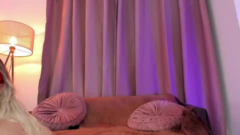 Lolly online show from May 2026 04:32:02 AM