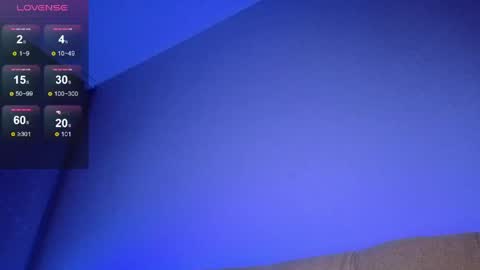 Elly online show from April 2026 07:58:02 PM