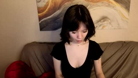 Loly online show from May 2026 01:44:02 AM