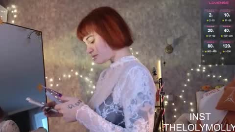 Molli online show from December 2025 11:05:01 AM