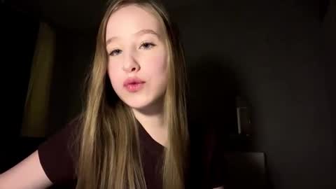 Snapshot of lomahakkila chatting on February 2026 10:45:02 AM Nicolina online show from February 2026 10:45:02 AM