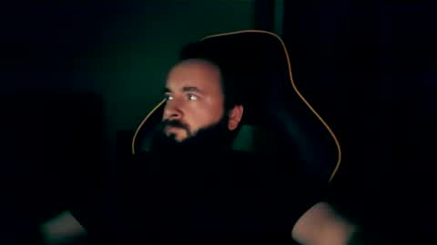 Snapshot of london_man1988 chatting on December 2024 04:22:01 PM london_man1988 online show from December 2024 04:22:01 PM