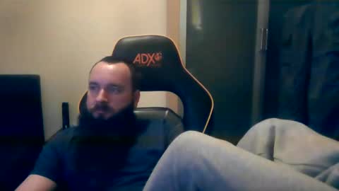 Snapshot of london_man1988 chatting on January 2025 08:34:02 PM london_man1988 online show from January 2025 08:34:02 PM