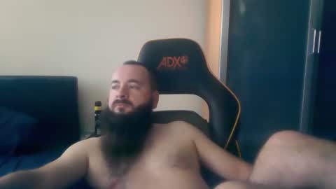 Snapshot of london_man1988 chatting on October 2025 08:09:01 AM london_man1988 online show from October 2025 08:09:01 AM