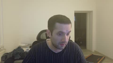 Snapshot of londonboy918070 chatting on February 2025 11:25:01 AM londonboy918070 online show from February 2025 11:25:01 AM