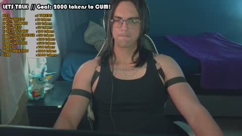 Snapshot of lonely_sheep chatting on June 2026 11:03:01 PM Lonely Sheep online show from June 2026 11:03:01 PM