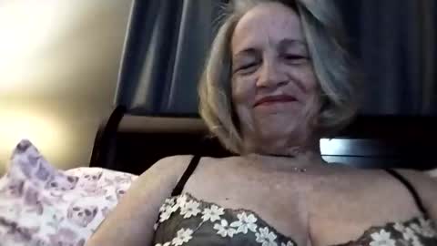 lonelylana1955 online show from October 2025 07:08:01 AM