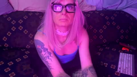 longbeachcd69 online show from February 2025 11:32:02 AM