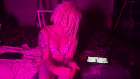 longbeachcd69 online show from January 2026 01:35:01 PM