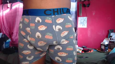 Snapshot of longdickservice01 chatting on December 2024 11:22:02 AM professionalbreastsucker online show from December 2024 11:22:02 AM