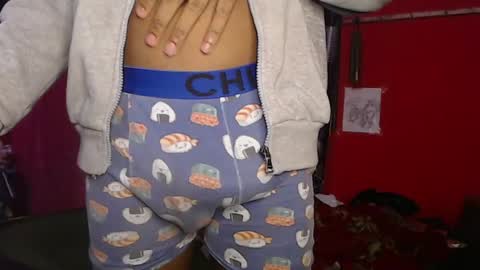 Snapshot of longdickservice01 chatting on February 2025 09:31:01 AM professionalbreastsucker online show from February 2025 09:31:01 AM