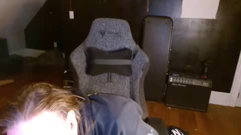 longhair online show from December 2024 01:36:02 AM