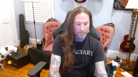longhair online show from September 2025 03:44:01 PM