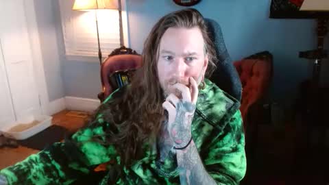 longhair online show from December 2025 06:24:02 PM