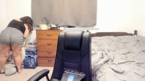 Rose online show from January 2025 11:51:02 PM