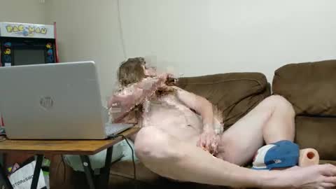 longhairedfreak1921 online show from October 2025 06:08:02 PM