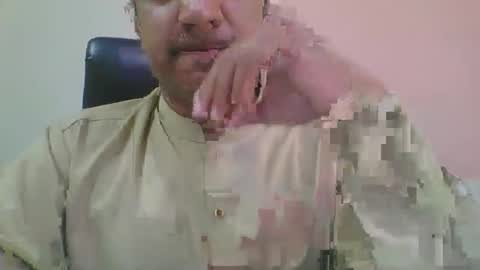 Snapshot of longthick1985 chatting on April 2026 11:02:02 AM Lleida-man online show from April 2026 11:02:02 AM