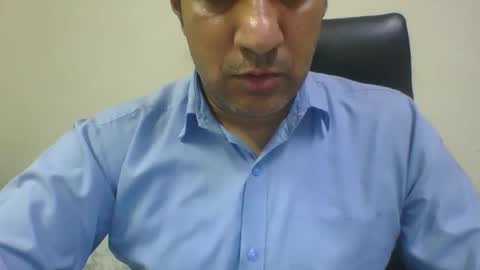 Snapshot of longthick1985 chatting on June 2026 07:18:01 AM Lleida-man online show from June 2026 07:18:01 AM