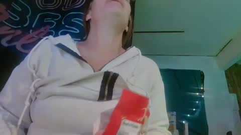 Londoncashmere69  online show from December 2024 02:12:01 AM