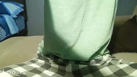 loo_is online show from February 2025 08:24:01 AM