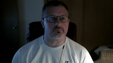 Snapshot of lookin75 chatting on July 2026 04:15:01 AM lookin75 online show from July 2026 04:15:01 AM