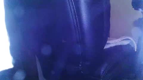 Snapshot of lookingforcougars500 chatting on November 2025 03:37:02 PM lookingforcougars500 online show from November 2025 03:37:02 PM