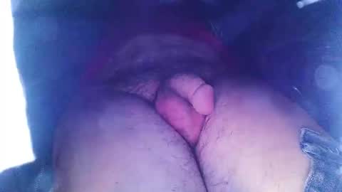 Snapshot of lookingforcougars500 chatting on December 2025 05:28:01 AM lookingforcougars500 online show from December 2025 05:28:01 AM