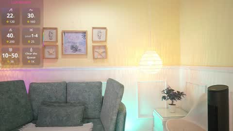 Snapshot of loonanyx chatting on November 2025 11:33:01 AM Loona Nyx online show from November 2025 11:33:01 AM