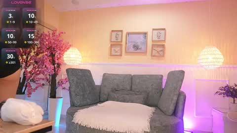 Snapshot of loonanyx chatting on November 2025 11:32:02 AM Loona Nyx online show from November 2025 11:32:02 AM