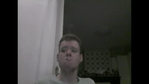 Snapshot of looner1992 chatting on November 2025 12:21:01 AM looner1992 online show from November 2025 12:21:01 AM