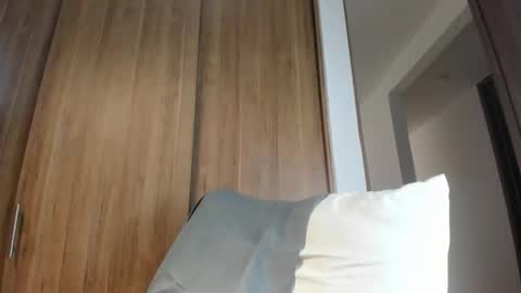 Mia Aniston online show from November 2025 07:13:02 PM