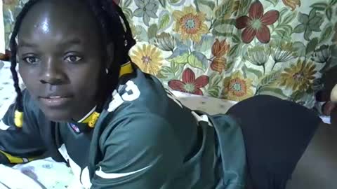 lora_amor online show from February 2026 03:59:02 AM