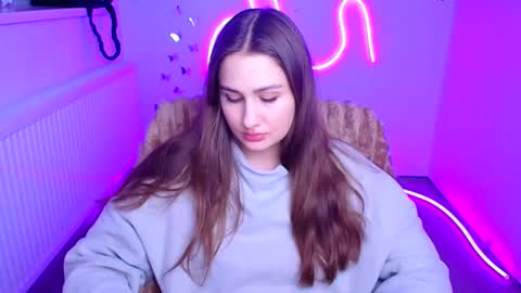 Snapshot of lora_kisses chatting on February 2026 12:23:01 PM Lora online show from February 2026 12:23:01 PM