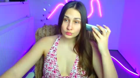 Snapshot of lora_kisses chatting on March 2026 12:44:01 PM Lora online show from March 2026 12:44:01 PM