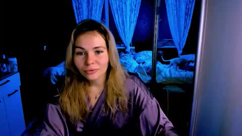 Lora online show from December 2025 02:43:02 AM