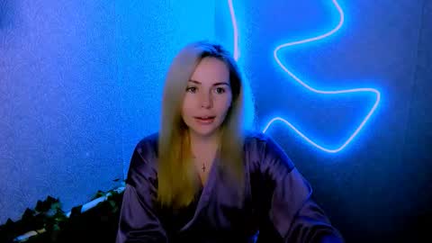 Lora online show from February 2026 03:13:02 AM