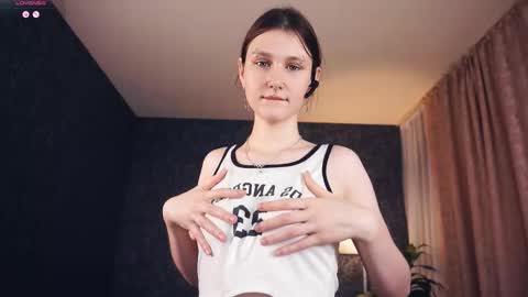 Lora online show from October 2025 05:13:01 AM