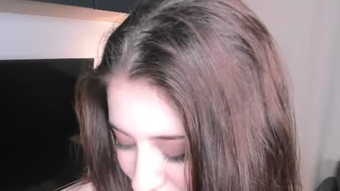 Snapshot of lorainethach chatting on July 2026 11:04:01 AM Yomi online show from July 2026 11:04:01 AM