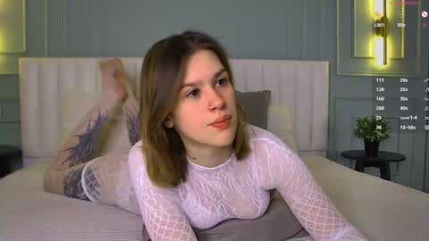 Snapshot of lorapuffs chatting on February 2026 04:54:01 PM Lora online show from February 2026 04:54:01 PM